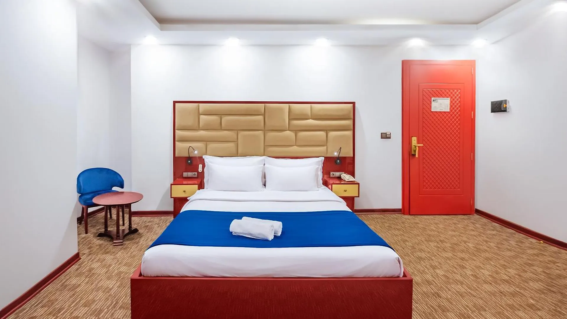 ****  Denis Hotel تبليسي جورجيا