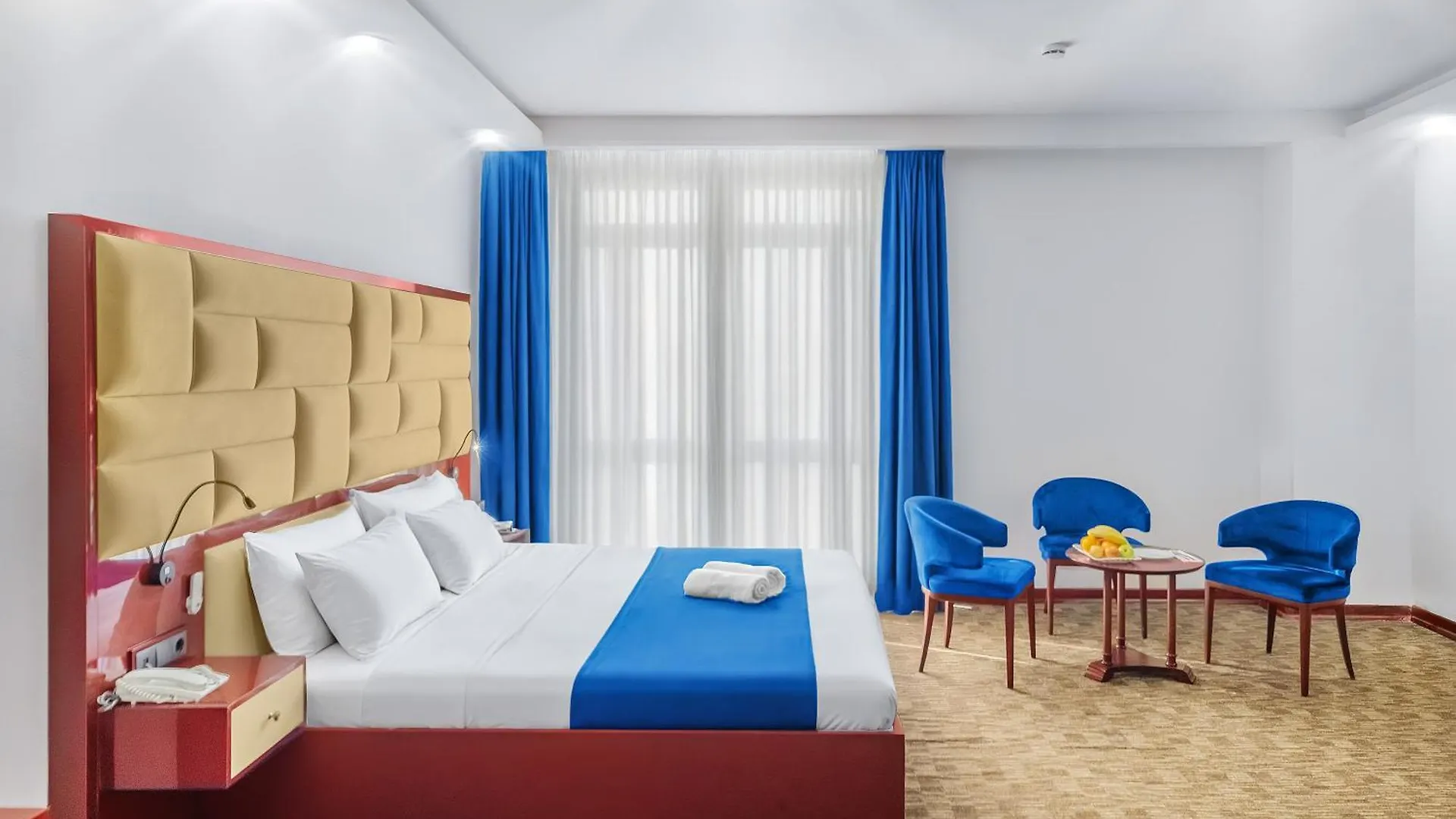 Denis Hotel تبليسي