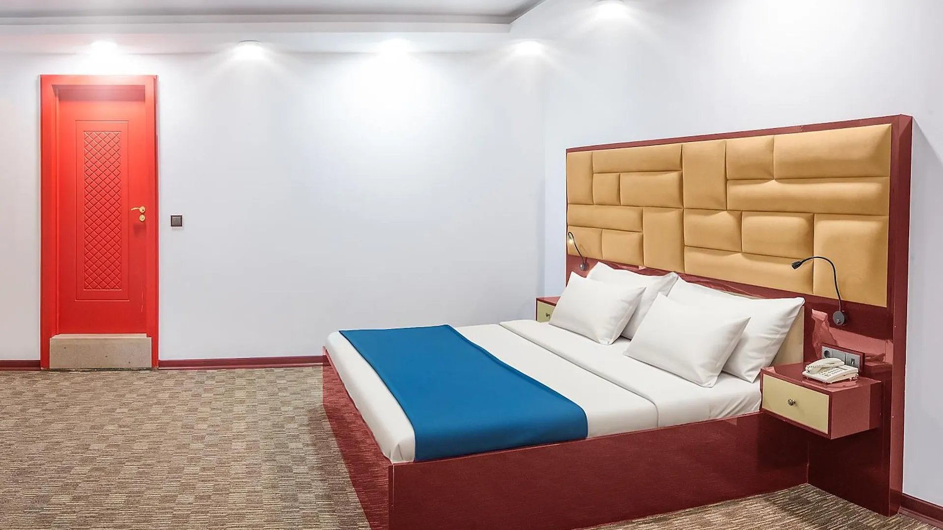 Denis Hotel Тбилиси
